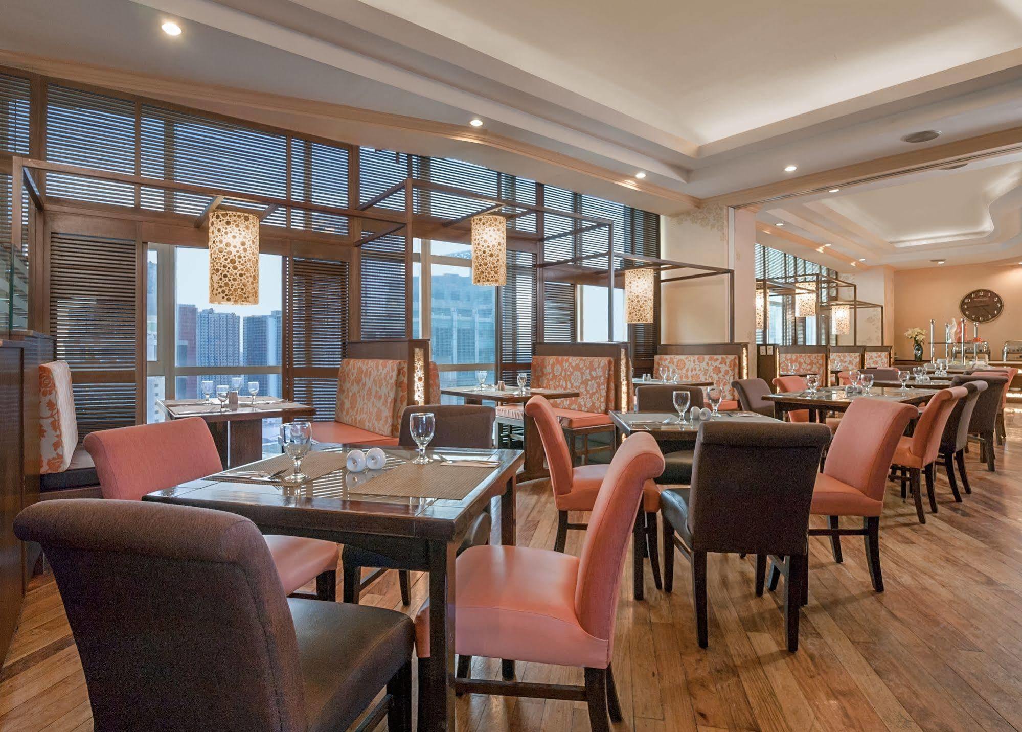 Fraser Place Manila Makati City Ngoại thất bức ảnh